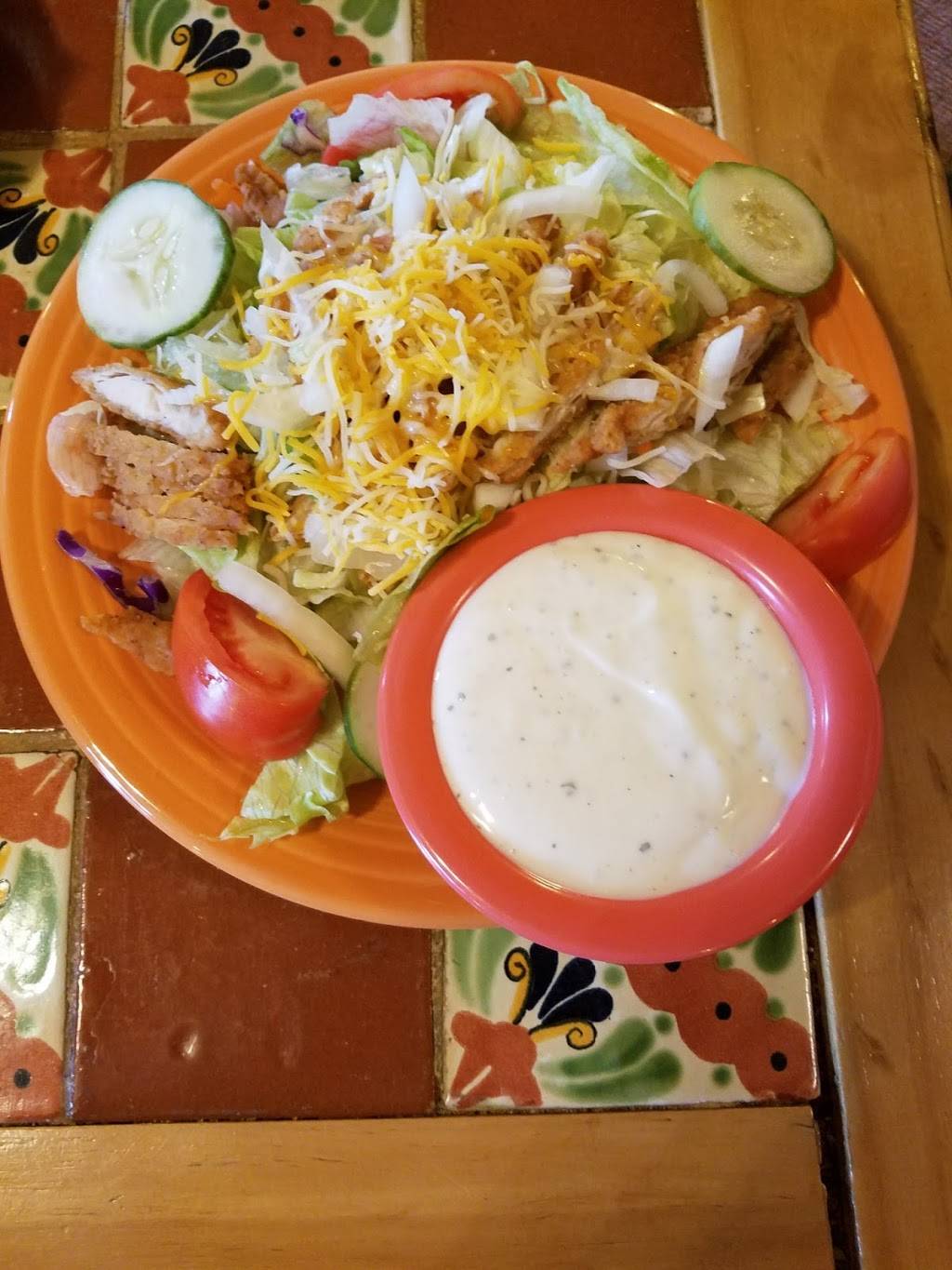 Hometown Family Restaurant | restaurant | 721 W Main St, Greentown, IN 46936, USA | 7656274025 OR +1 765-627-4025