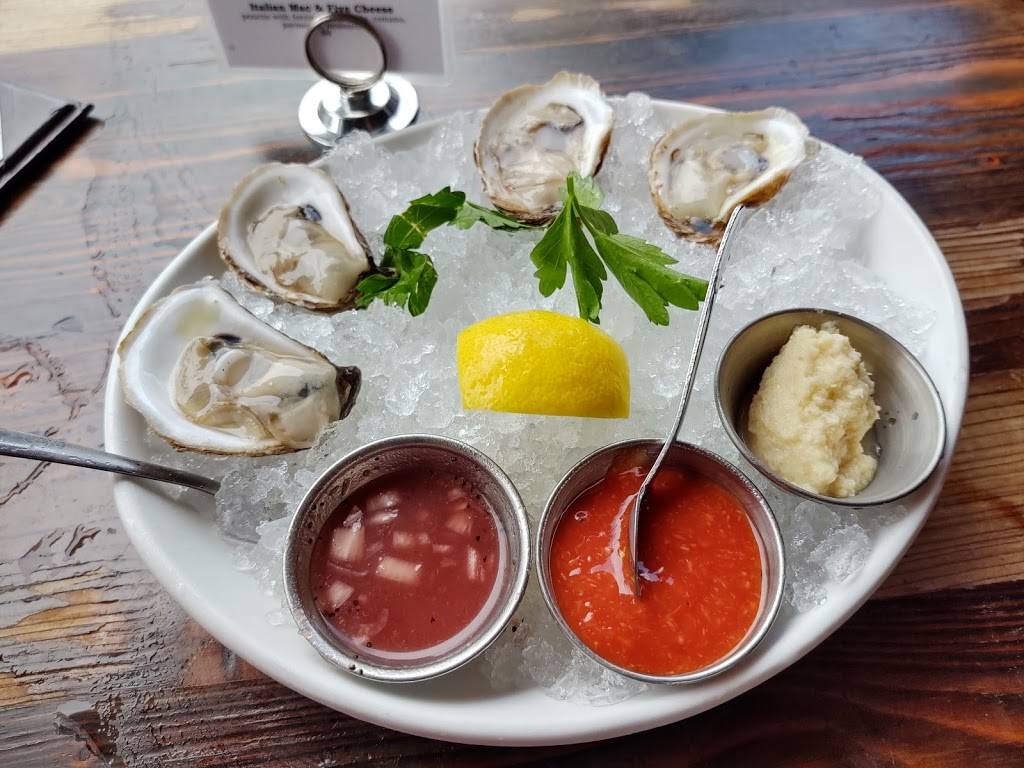 Vinnies | restaurant | 106 Commercial Blvd, Lauderdale-By-The-Sea, FL 33308, USA | 9547728111 OR +1 954-772-8111