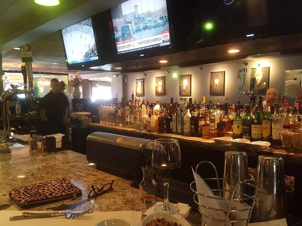 Stockholders | restaurant | 1073 Main St, South Weymouth, MA 02190, USA | 7813353100 OR +1 781-335-3100