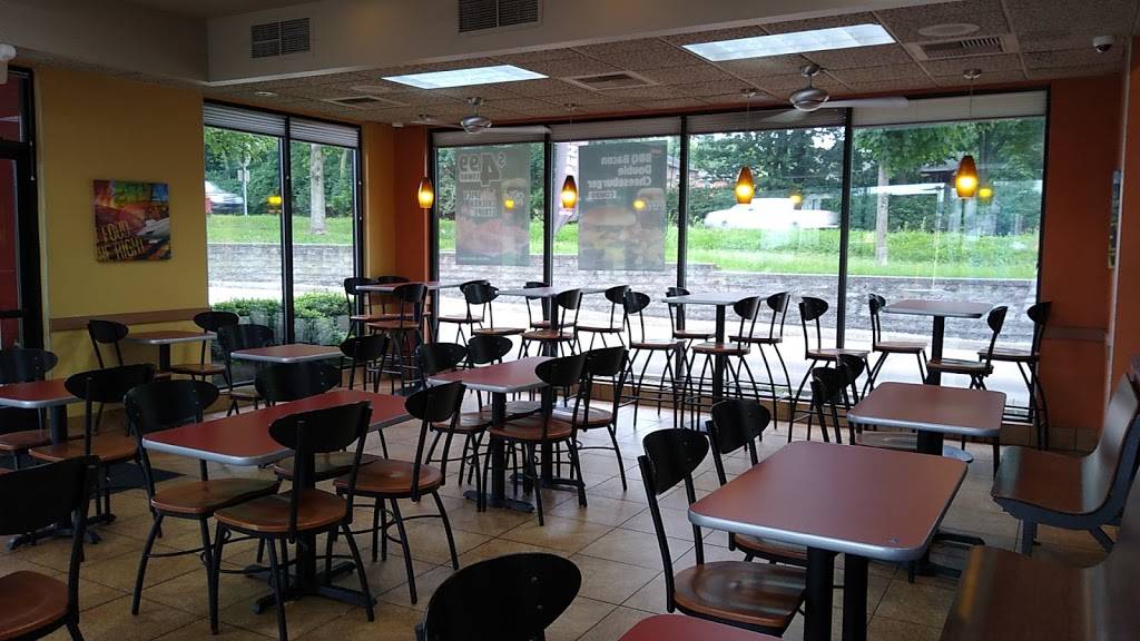 Jack in the Box | restaurant | 204 Largo Dr, Nashville, TN 37211, USA | 6153159206 OR +1 615-315-9206