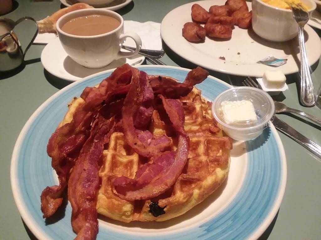 Georges | restaurant | 5701 5th Ave, Brooklyn, NY 11220, USA | 7184391403 OR +1 718-439-1403