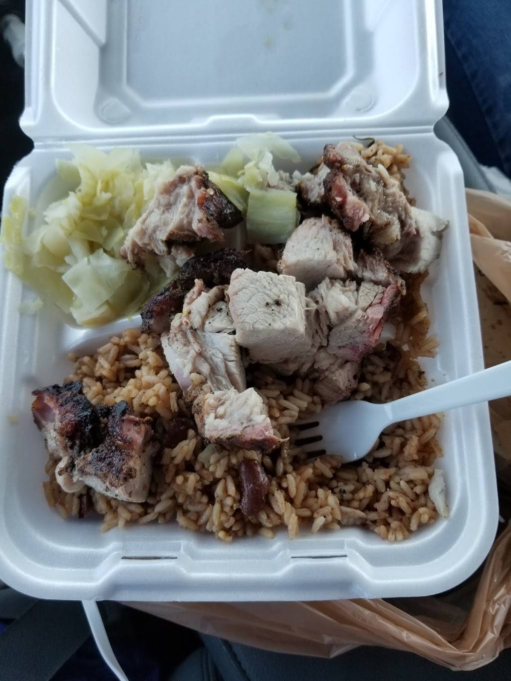 Jerk Hut Southside Cafe | cafe | 4495 W Gandy Blvd, Tampa, FL 33611, USA | 8138355375 OR +1 813-835-5375