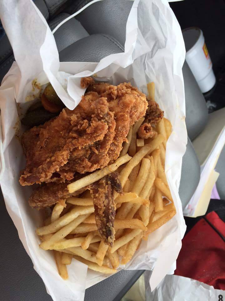 Henderson Chicken | restaurant | 1486 N Hampton Rd, DeSoto, TX 75115, USA | 2144556314 OR +1 214-455-6314