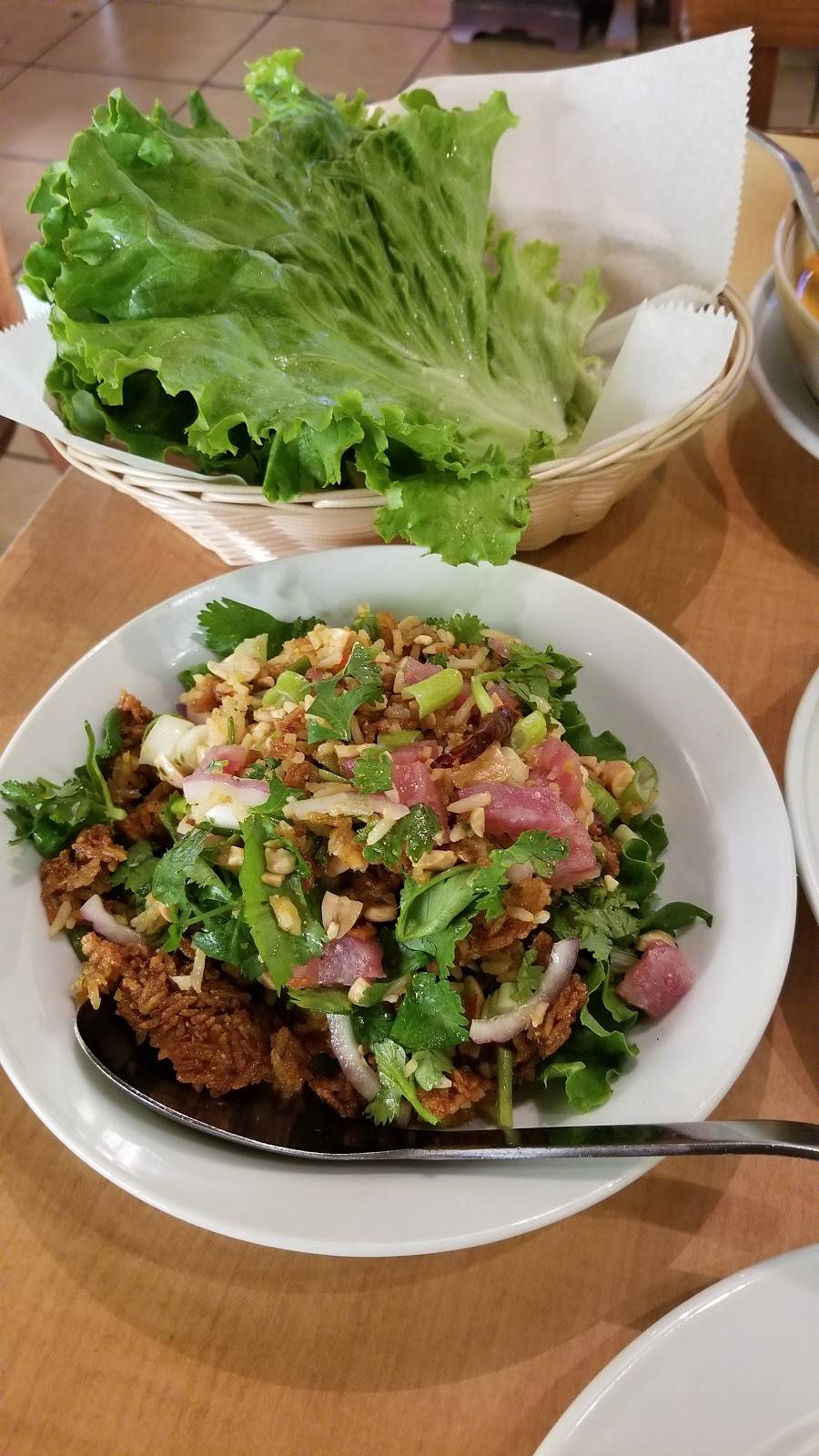 Padaek | restaurant | 6395 Seven Corners Center, Falls Church, VA 22044, USA | 7035339480 OR +1 703-533-9480