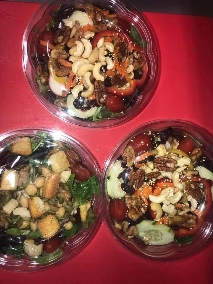 La Amistad | restaurant | 2067 2nd Ave, New York, NY 10029, USA | 2122560129 OR +1 212-256-0129