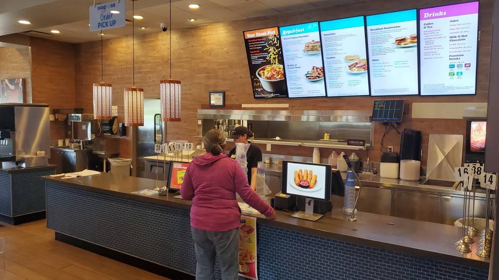 IHOP | restaurant | 3910 S Division St, Blytheville, AR 72315, USA | 8707761209 OR +1 870-776-1209