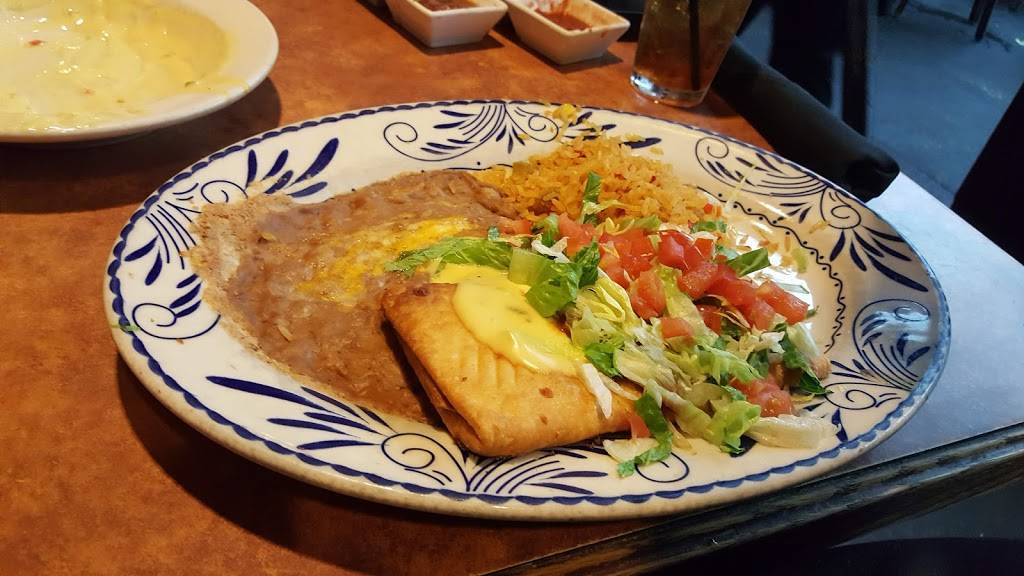 Abuelos Mexican Restaurant | restaurant | 3700 Lakeside Village Blvd, Lakeland, FL 33803, USA | 8636867500 OR +1 863-686-7500