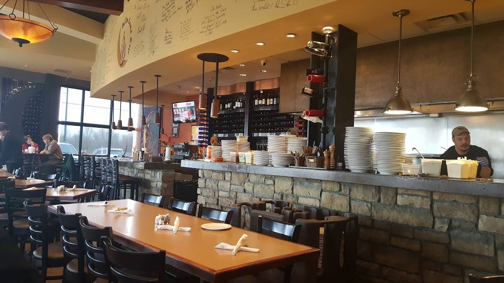 Bella Luna Cafe West | restaurant | 2441 N Maize Rd # 2511, Wichita, KS 67205, USA | 3166133320 OR +1 316-613-3320