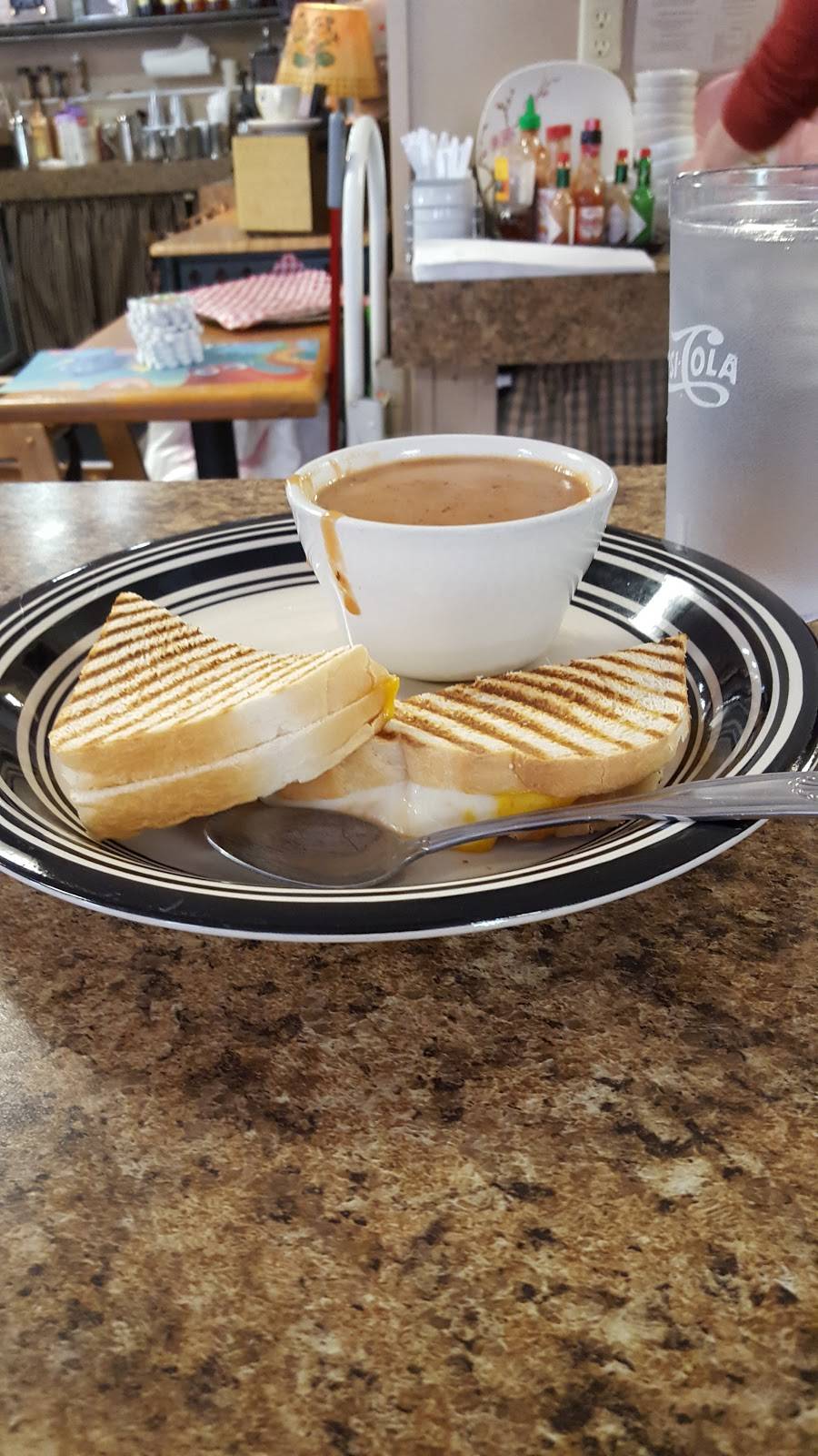 Rosemary Cafe | cafe | 1001 Main St #3150, Vancouver, WA 98660, USA | 3607377611 OR +1 360-737-7611