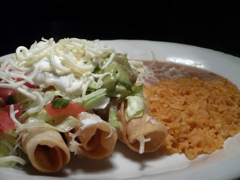 Su Casa Mexican Restaurant | restaurant | 108 Calistoga Rd, Santa Rosa, CA 95409, USA | 7075387937 OR +1 707-538-7937