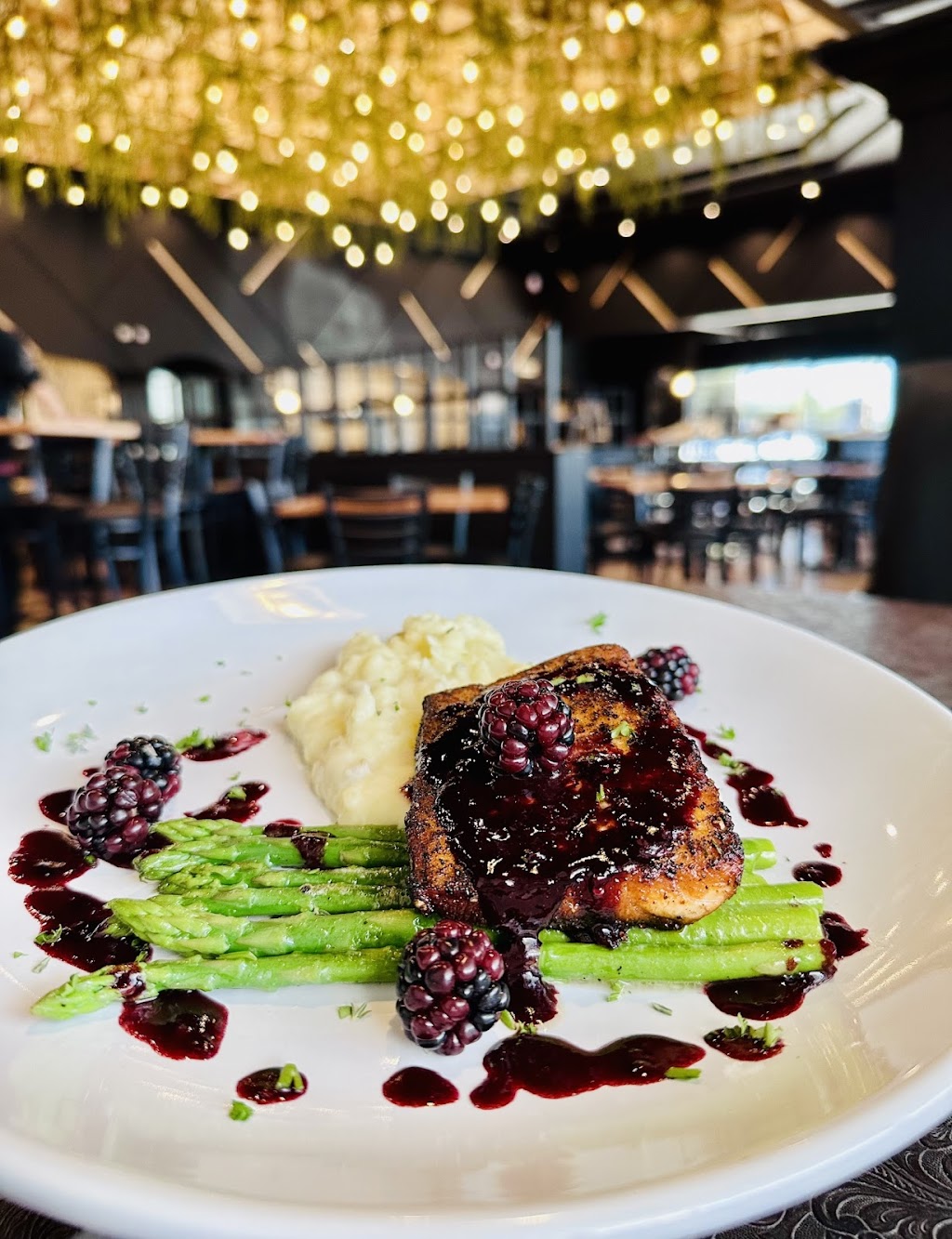 Sage & Barrel Craft Eatery | restaurant | 7215 S Power Rd #107, Queen Creek, AZ 85142, USA | 4805979096 OR +1 480-597-9096