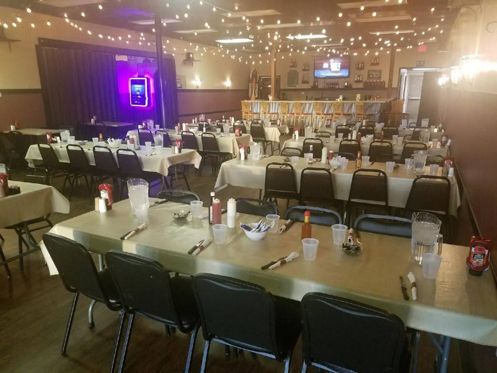 Logans | restaurant | 1805 S West Ave, Freeport, IL 61032, USA | 8152324592 OR +1 815-232-4592