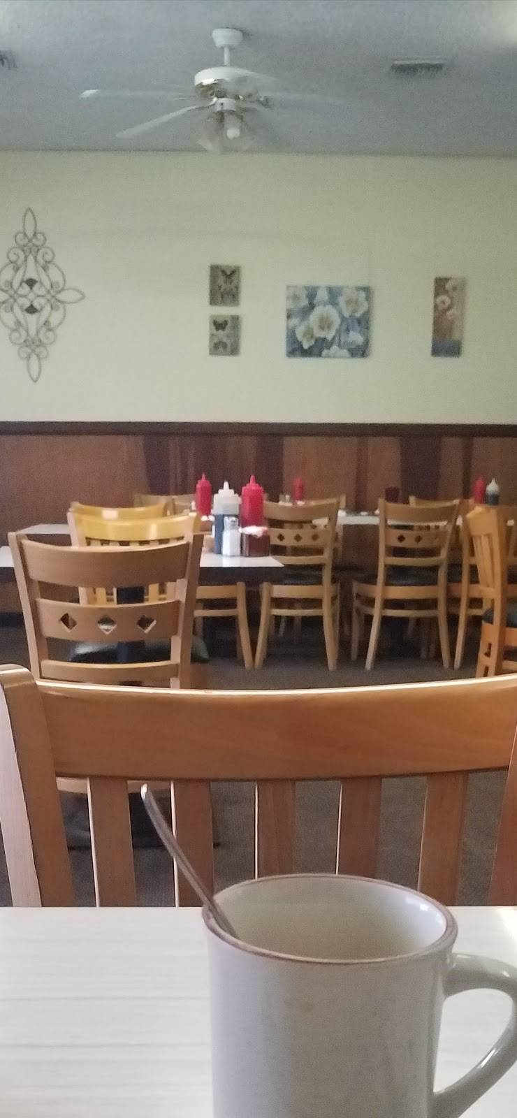 Victors Kitchen | restaurant | 5571 Park Blvd N, Pinellas Park, FL 33781, USA | 7275414425 OR +1 727-541-4425