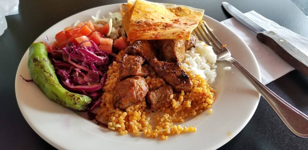 Bereket Turkish Restaurant | restaurant | 4031 Main St, Bridgeport, CT 06606, USA | 2033720000 OR +1 203-372-0000