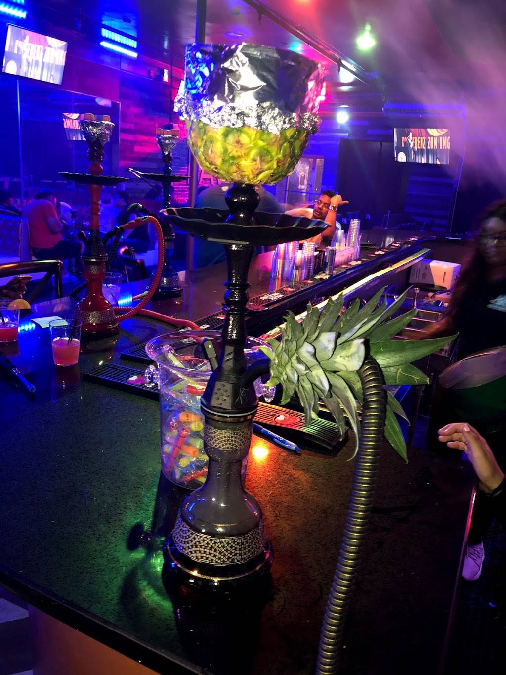 Lavoo Cafe | restaurant | 224-13 Union Tpke, Oakland Gardens, NY 11364, USA | 3472513840 OR +1 347-251-3840