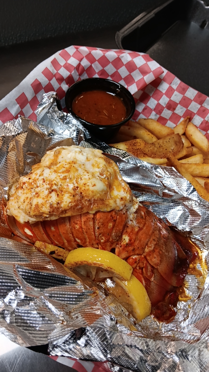 Captain Hooks Seafood & Grill | restaurant | 24125 Lorain Rd, North Olmsted, OH 44070, USA | 4404714010 OR +1 440-471-4010