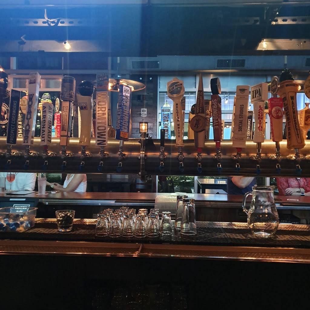 Tavern in the Square | restaurant | 120 Beverly St, Boston, MA 02114, USA | 6172630404 OR +1 617-263-0404