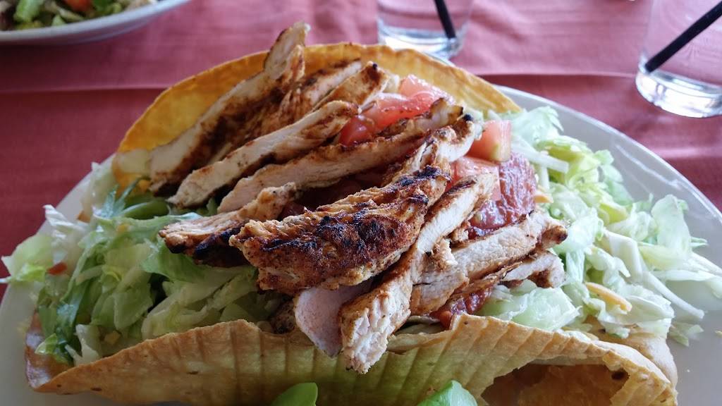 Village Tavern | restaurant | Gainey Village, 8787 N Scottsdale Rd, Scottsdale, AZ 85258, USA | 4809516445 OR +1 480-951-6445