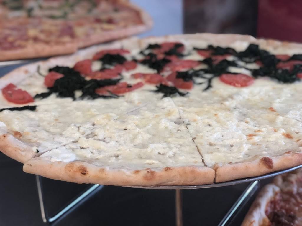 Two Cousins Pizza -Downtown | meal delivery | 155 E King St, Lancaster, PA 17602, USA | 7179457724 OR +1 717-945-7724