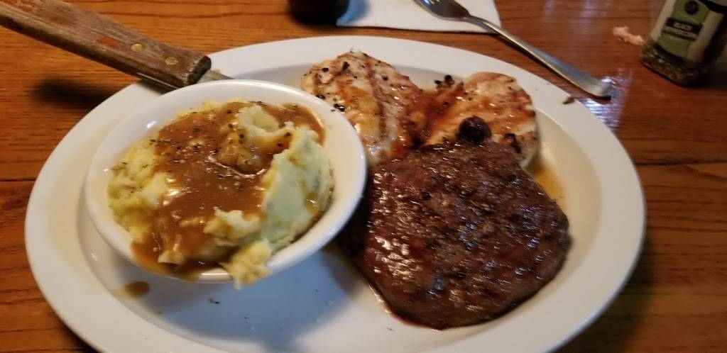 Montana Jacks | restaurant | 5400 27th St, Moline, IL 61265, USA | 3097364208 OR +1 309-736-4208