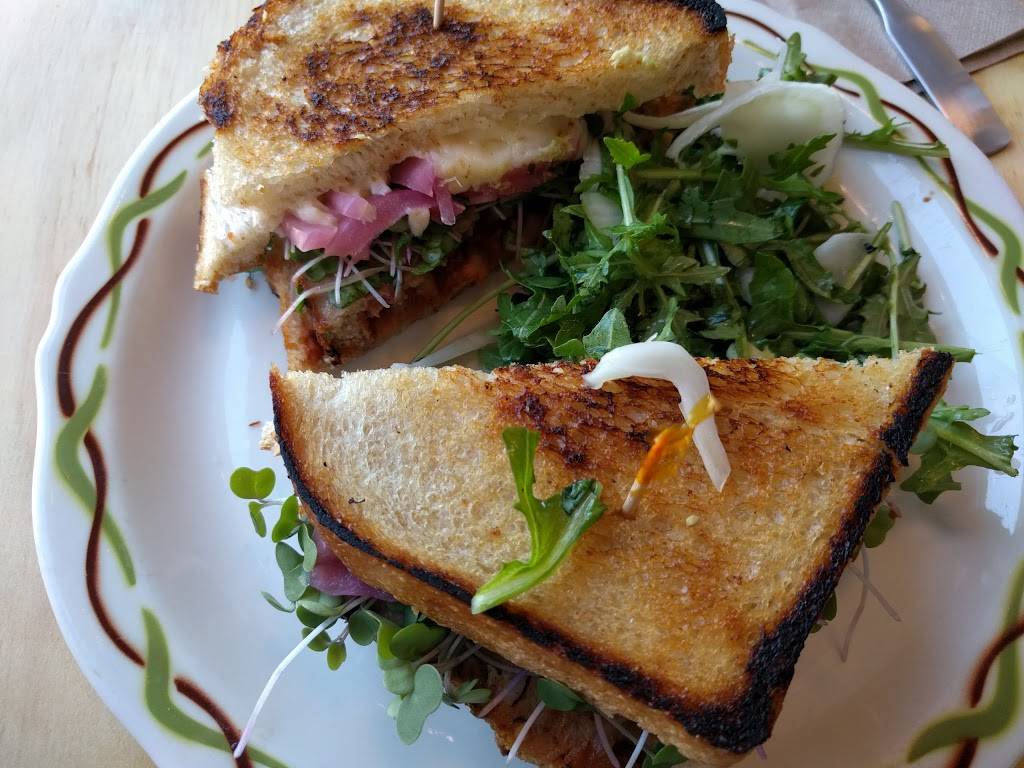 Dough Mama | restaurant | 3335 N High St, Columbus, OH 43202, USA | 6142683662 OR +1 614-268-3662