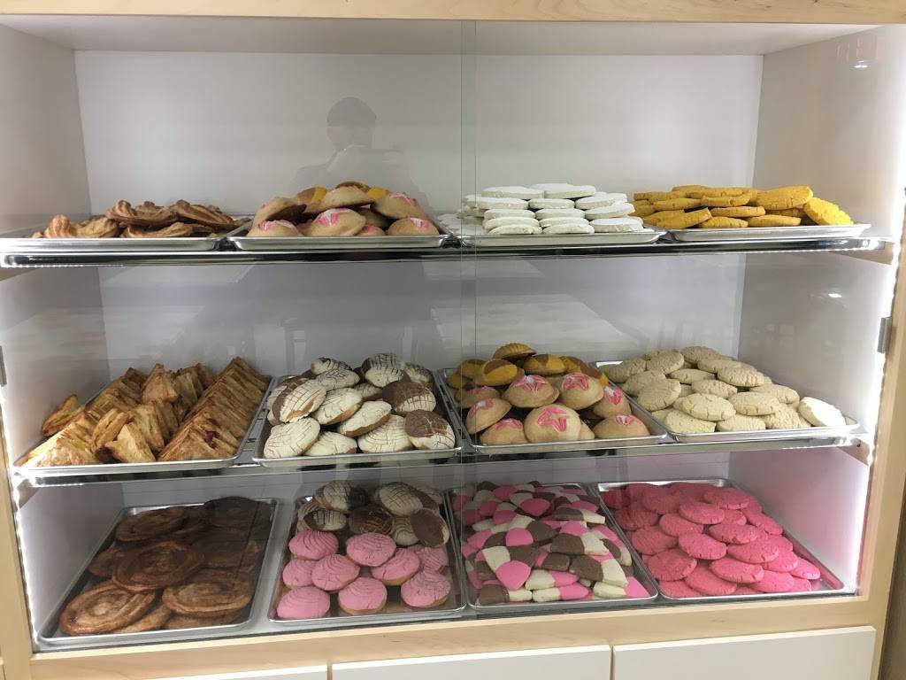 Sunflower Bakery and Cafe | restaurant | 624 Morning Dr Suite C, Bakersfield, CA 93306, USA | 6614895835 OR +1 661-489-5835