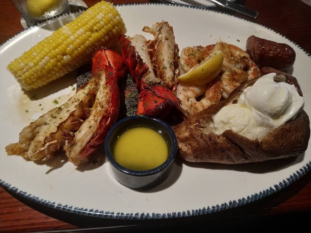 Red Lobster | restaurant | 3901 Medina Rd, Akron, OH 44333, USA | 3306660727 OR +1 330-666-0727