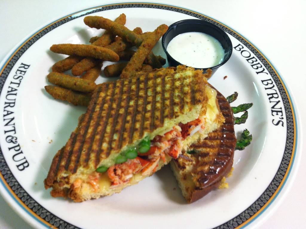 Bobby Byrnes Restaurant & Pub | restaurant | 489 Bearses Way, Hyannis, MA 02601, USA | 5087751425 OR +1 508-775-1425