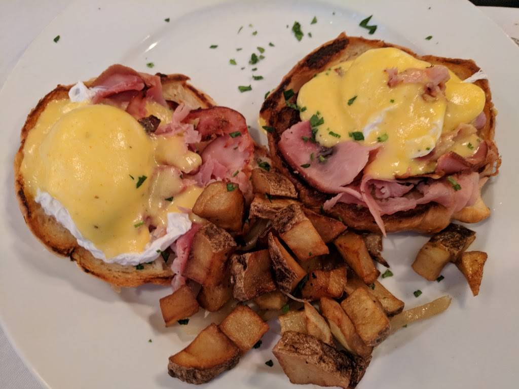 Le Parc Bistro | restaurant | 207 W Patrick St, Frederick, MD 21701, USA | 2406513199 OR +1 240-651-3199