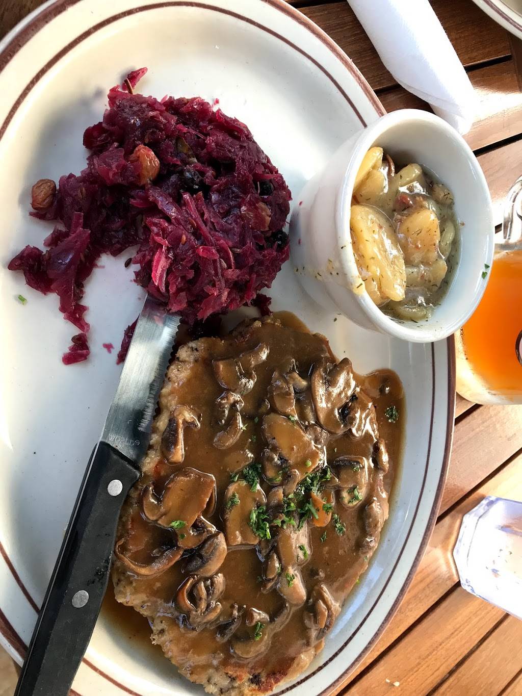 The All New Altdorf Biergarten | restaurant | 301 W Main St, Fredericksburg, TX 78624, USA | 8309977865 OR +1 830-997-7865