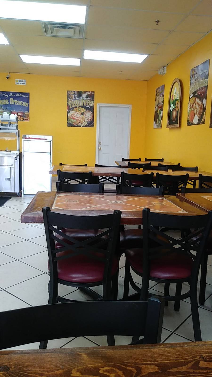 Tacos Los Toritos | restaurant | 2333 E Bonanza Rd, Las Vegas, NV 89101, USA | 7028226700 OR +1 702-822-6700