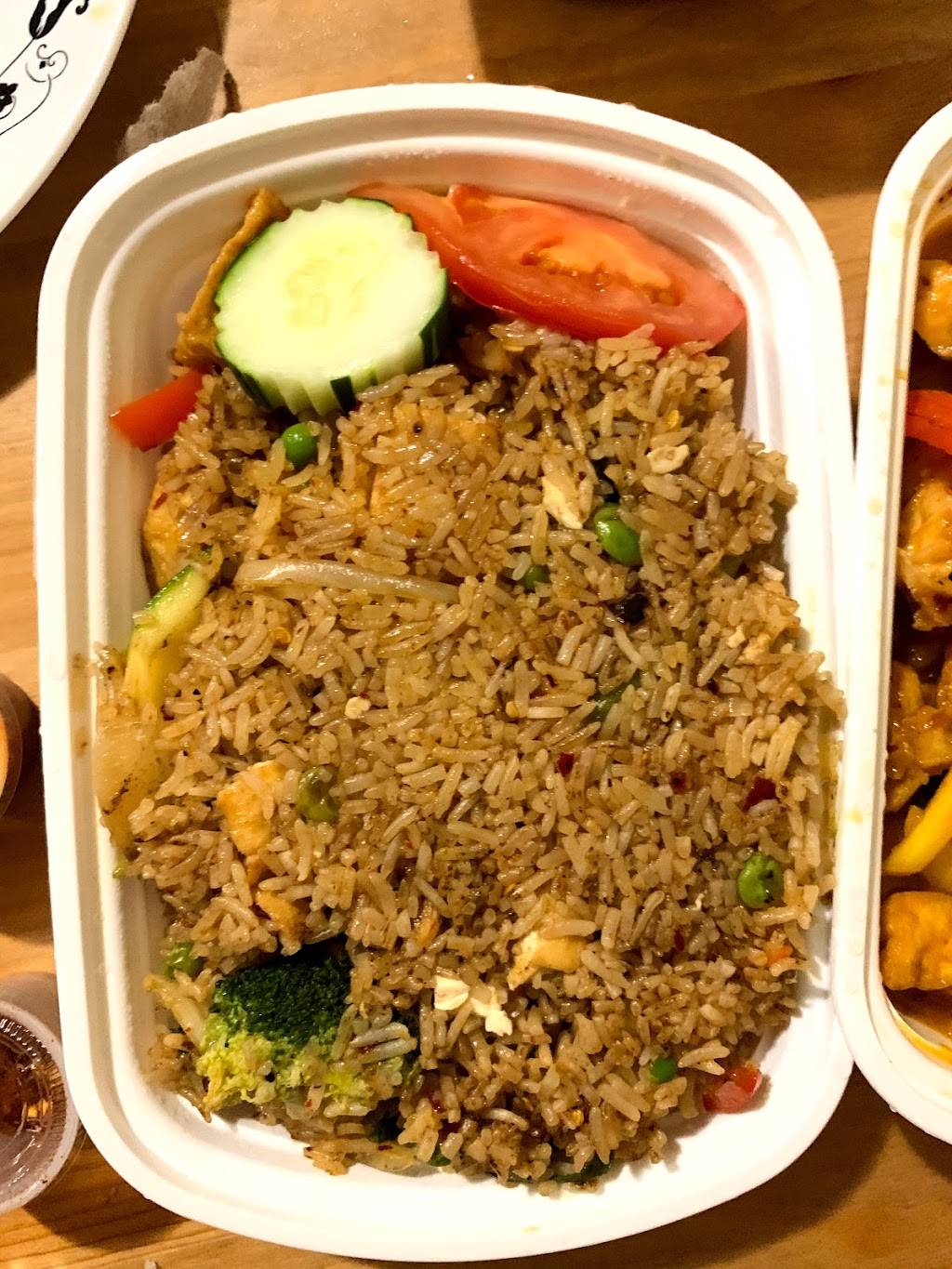 Thai Chili House | restaurant | 450 Amwell Rd suite 5-6, Hillsborough Township, NJ 08844, USA | 9088295585 OR +1 908-829-5585