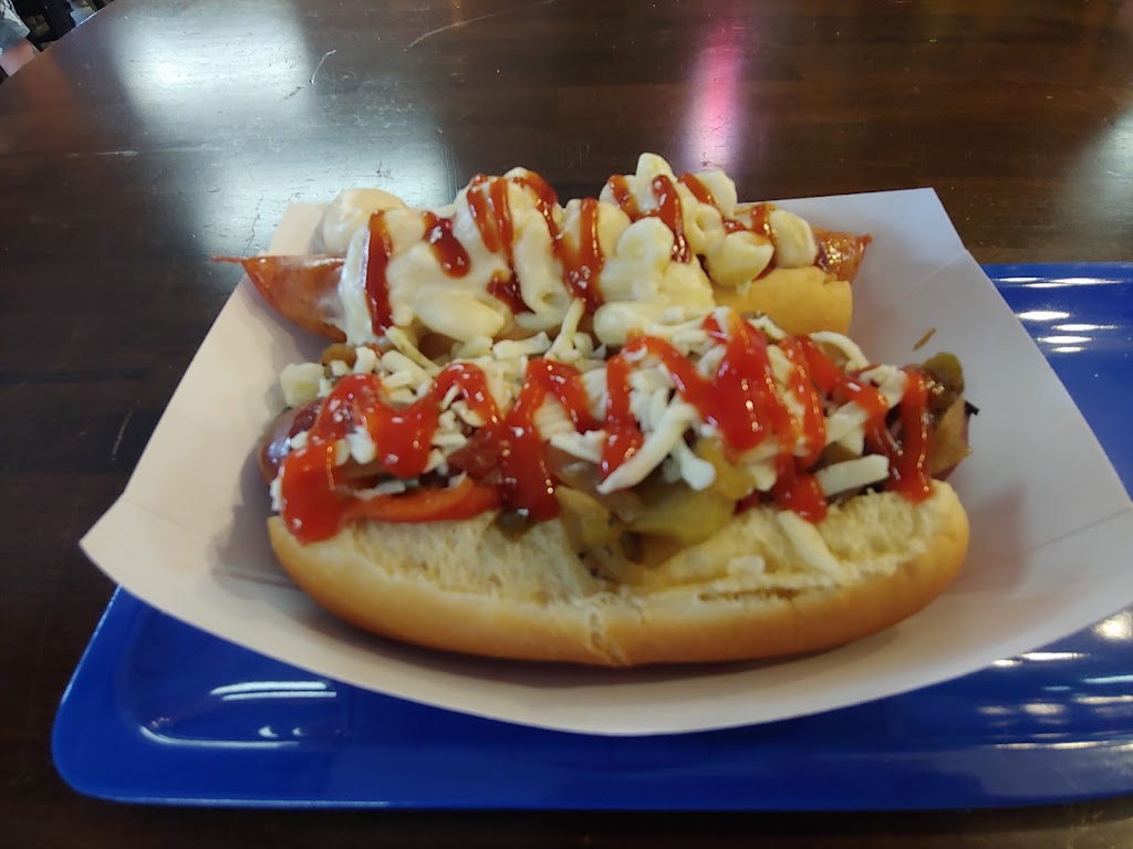 The Wacked Out Weiner Of Milton | restaurant | 5271 Stewart St, Milton, FL 32570, USA | 8505640964 OR +1 850-564-0964