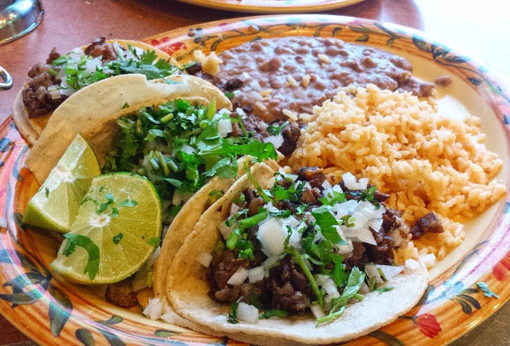 Taqueria Moran | restaurant | 2226 N California Ave, Chicago, IL 60647, USA | 7732352663 OR +1 773-235-2663