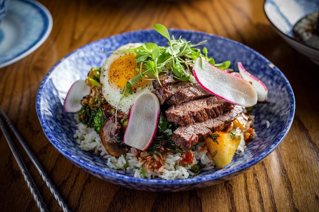 Community Tavern | restaurant | 4038 N Milwaukee Ave, Chicago, IL 60641, USA | 7732836080 OR +1 773-283-6080