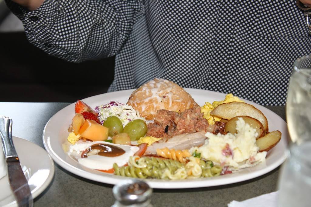 LYNX GC | restaurant | 900 Lincoln Rd, Otsego, MI 49078, USA | 2696945969 OR +1 269-694-5969