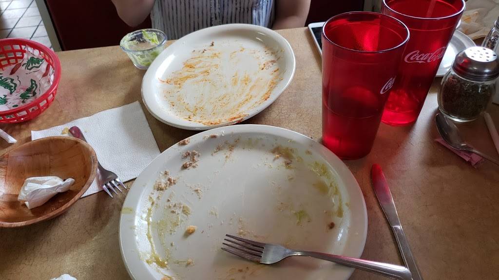 Mundos | restaurant | 4006 Doniphan Dr, El Paso, TX 79922, USA | 9155818233 OR +1 915-581-8233