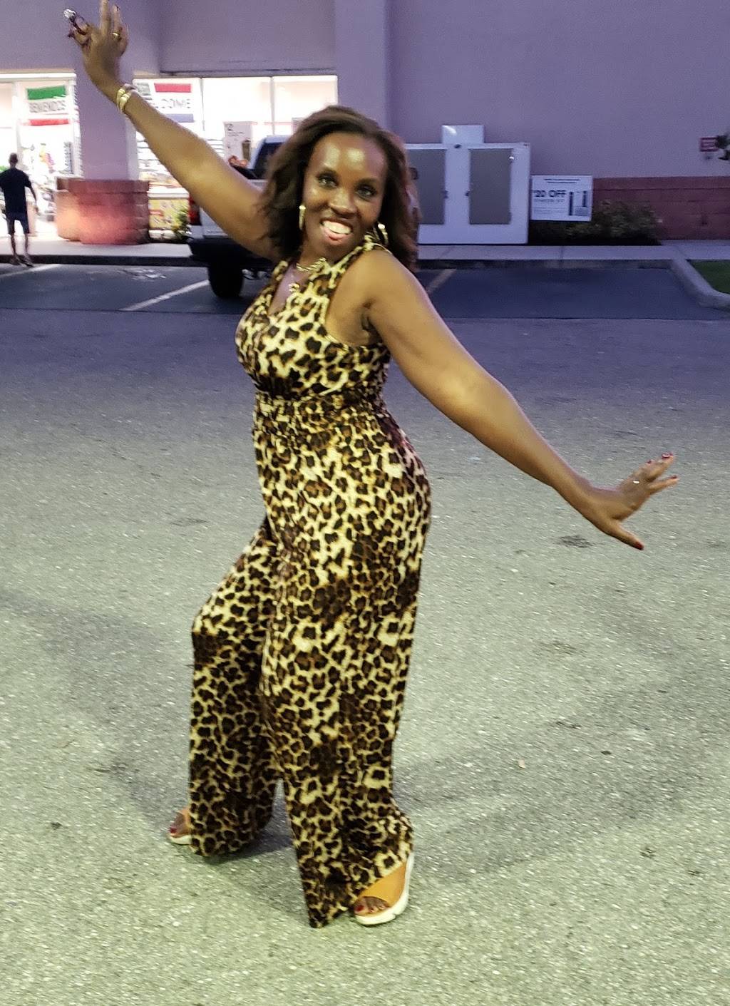 Panda Restaurant | restaurant | 7550 Mission Hills Dr #308, Naples, FL 34119, USA | 2397326888 OR +1 239-732-6888