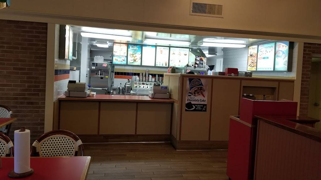 Dairy Queen | restaurant | 3136 E Cumberland Rd, Bluefield, WV 24701, USA | 3043256652 OR +1 304-325-6652
