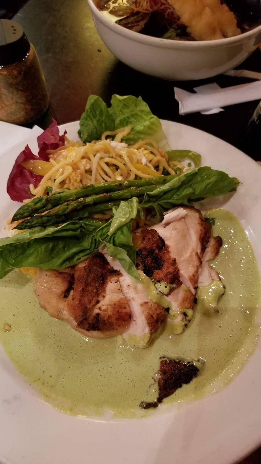 Raku | restaurant | Bethesda Row, 7240 Woodmont Avenue, Bethesda, MD 20814, USA | 3017188680 OR +1 301-718-8680