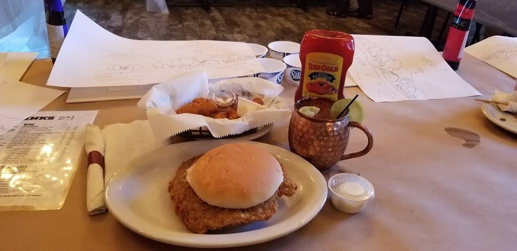 Martys Pub | restaurant | 304 N Jefferson St, Converse, IN 46919, USA | 7653955442 OR +1 765-395-5442