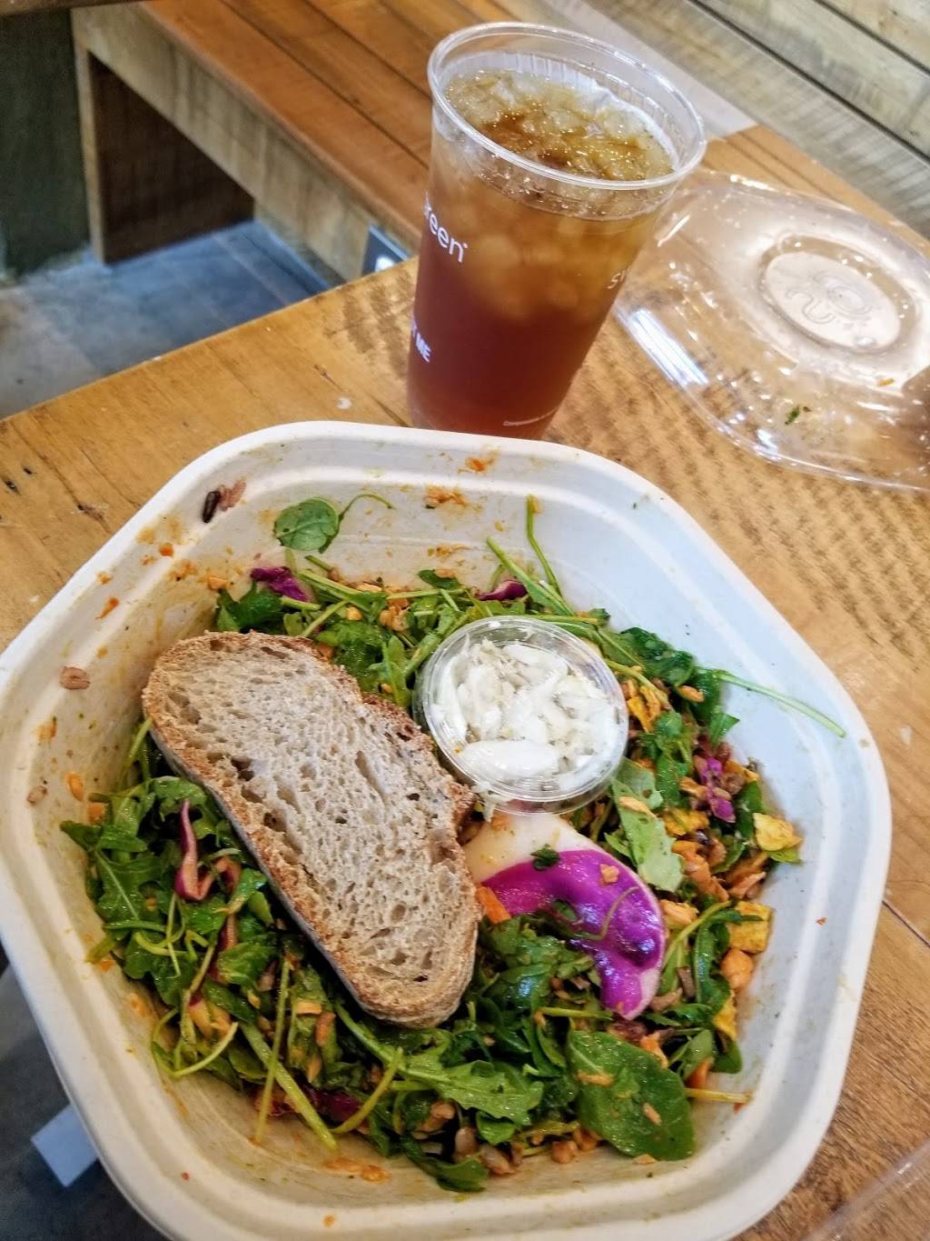 sweetgreen | restaurant | 575 12th Rd S Ste B2, Arlington, VA 22202, USA | 7038881025 OR +1 703-888-1025