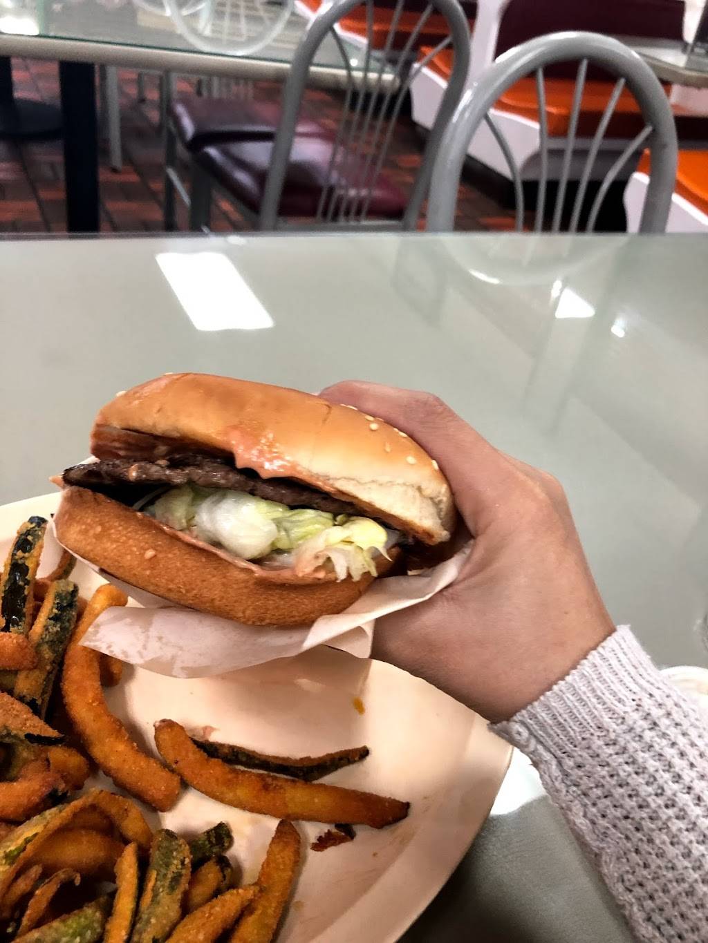 Georges Burgers | restaurant | 479 S Mt Vernon Ave, San Bernardino, CA 92410, USA | 9098840300 OR +1 909-884-0300