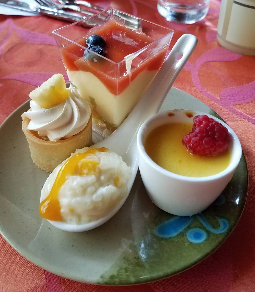 Wantilan Luau | restaurant | 6300 Hollywood Way, Orlando, FL 32819, USA | 4075033463 OR +1 407-503-3463