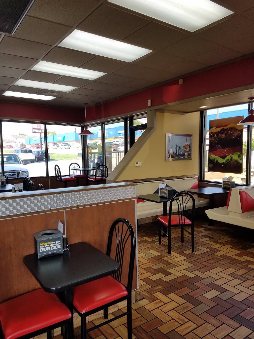Hardees | restaurant | 103 S Keeneland Dr, Richmond, KY 40475, USA | 8596249710 OR +1 859-624-9710