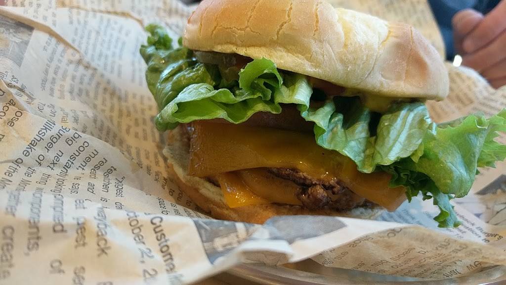 Wayback Burgers | restaurant | 3872 Oxford Station Way, Winston-Salem, NC 27103, USA | 3366022066 OR +1 336-602-2066