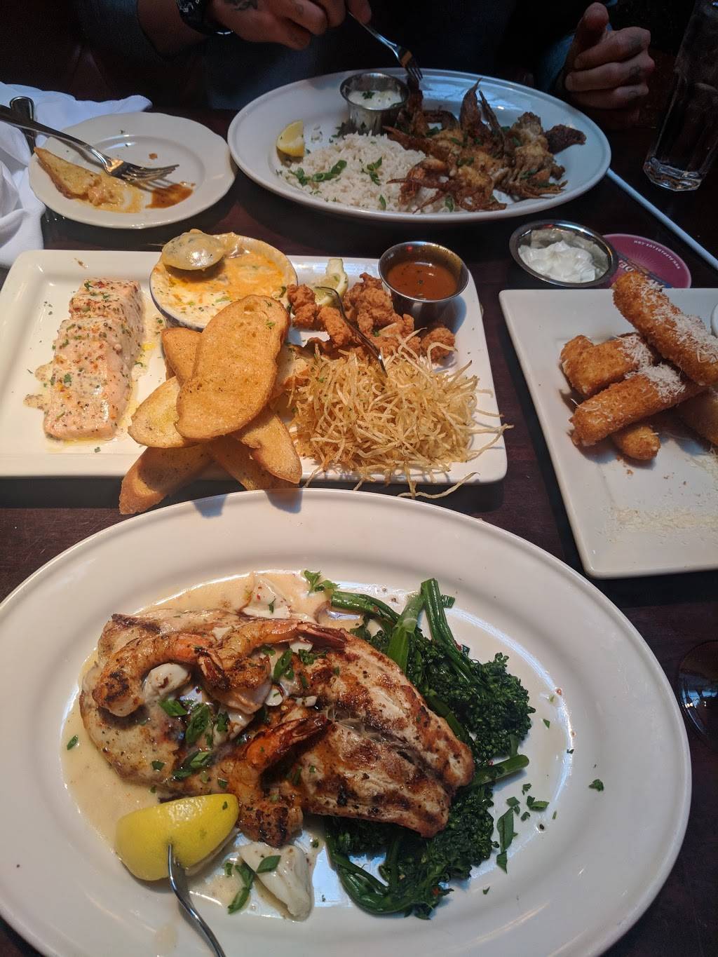 Pappadeaux Seafood Kitchen | restaurant | 10428 Lombardy Ln, Dallas, TX 75220, USA | 2143581912 OR +1 214-358-1912