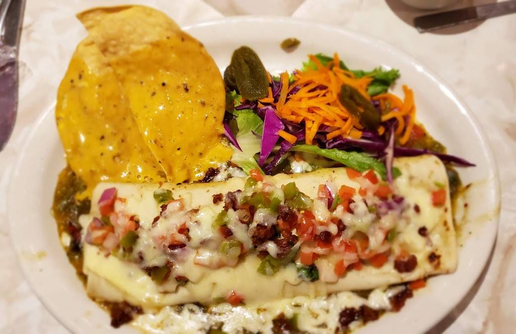 Chuys | restaurant | 1221 E State Hwy 114 Ste. 100, Southlake, TX 76092, USA | 8174212489 OR +1 817-421-2489