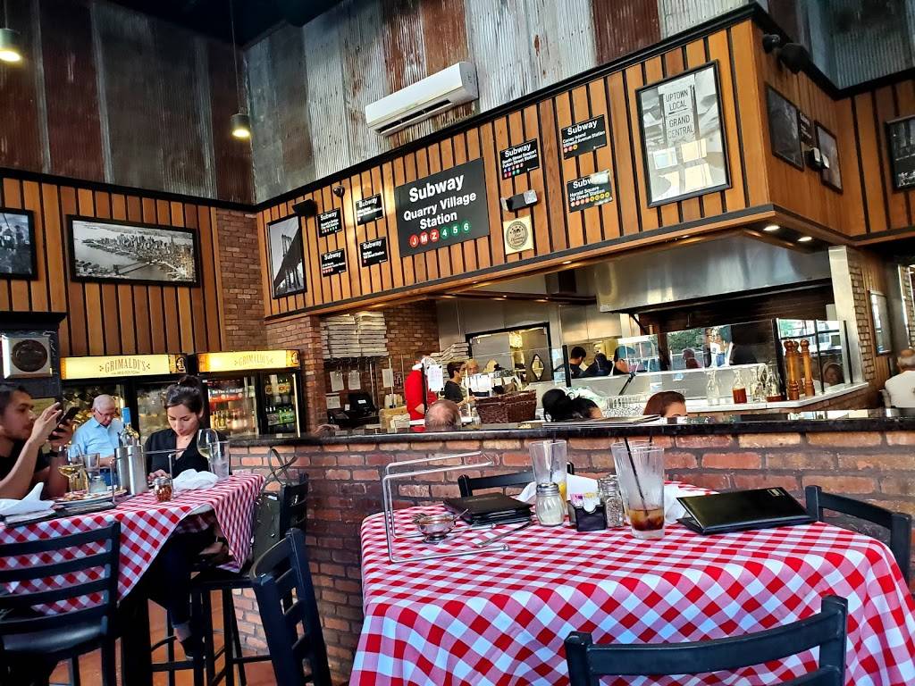 Quarry Village | shopping mall | 260 E Basse Rd, San Antonio, TX 78209, USA | 2108329211 OR +1 210-832-9211