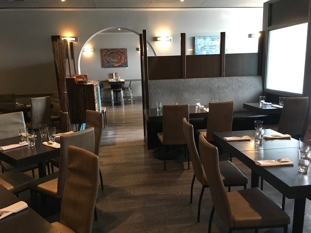 Days on Front | restaurant | 730 Front Rd, Kingston, ON K7M 6P7, Canada | 6137669000 OR +1 613-766-9000